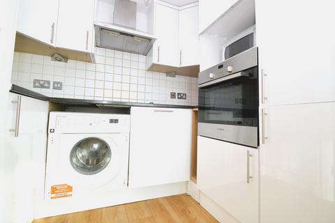 2 bedroom apartment to rent, Maritime House, Greens End, Woolwich, London