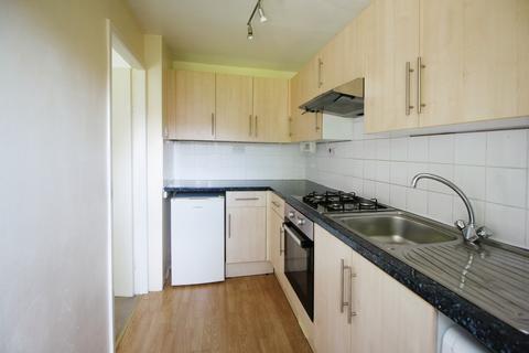 2 bedroom mews to rent, Lancaster Park, Flintshire CH4