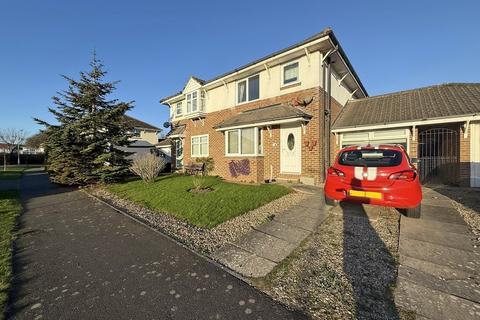 3 bedroom semi-detached house for sale, Green Howards Drive, Scarborough YO12