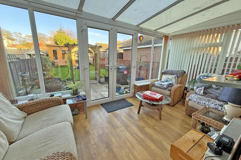 3 bedroom semi-detached house for sale, Green Howards Drive, Scarborough YO12