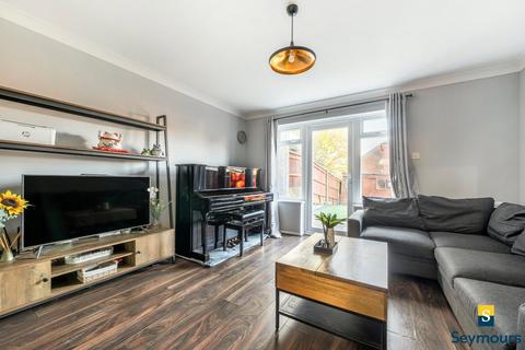 undefined, Tamarind Close, Surrey GU2