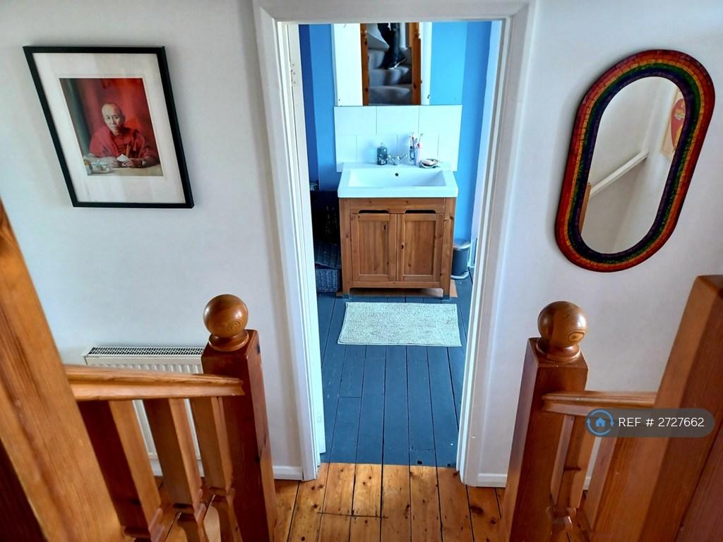 1st Floor Landing