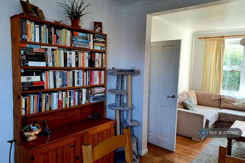 3 bedroom terraced house to rent, Ladysmith Road, Brighton, BN2