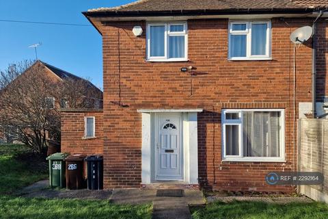 2 bedroom semi-detached house to rent, Belle Isle Road, Leeds, LS10