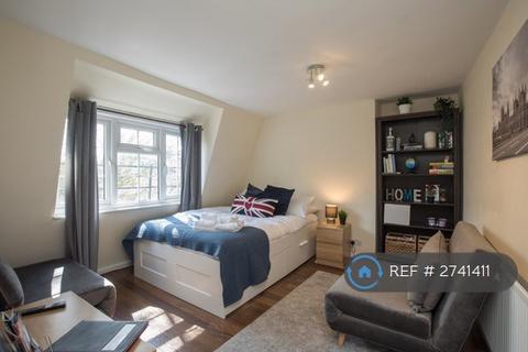 2 bedroom flat to rent, Clapham Road, London, SW9