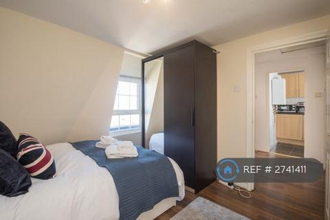 2 bedroom flat to rent, Clapham Road, London, SW9