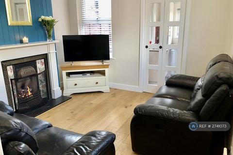 4 bedroom end of terrace house to rent, Sherwood Road, Harrow, HA2