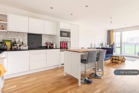 2 bedroom flat to rent, Maher Court, London, E14