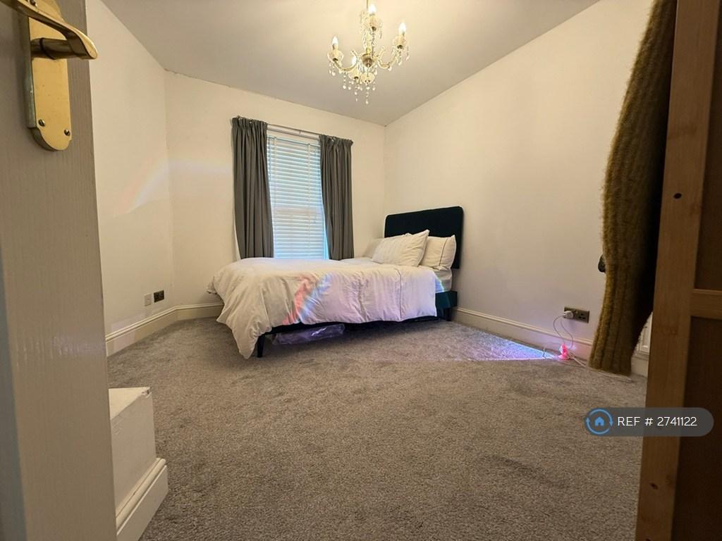 Double Bedroom