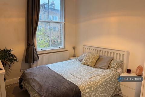 2 bedroom flat to rent, London, London, W14