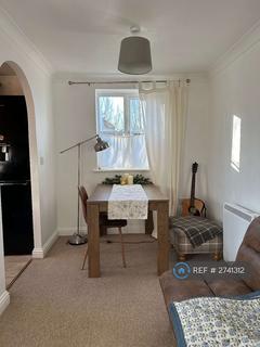 2 bedroom flat to rent, The Haystacks Lang Farm, Daventry, NN1