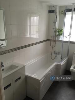 2 bedroom flat to rent, The Haystacks Lang Farm, Daventry, NN1