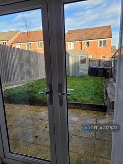 3 bedroom terraced house to rent, Dunkley Way, Northampton, NN5