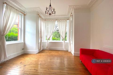 2 bedroom flat to rent, Harold Road, London, SE19