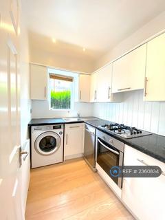 2 bedroom flat to rent, Harold Road, London, SE19