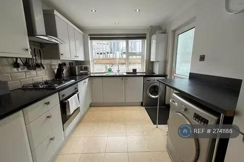 3 bedroom detached house to rent, Ormsby Terrace, Port Tennant, Swansea, SA1