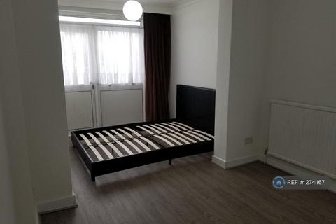 undefined, Clayton Avenue, Wembley, HA0