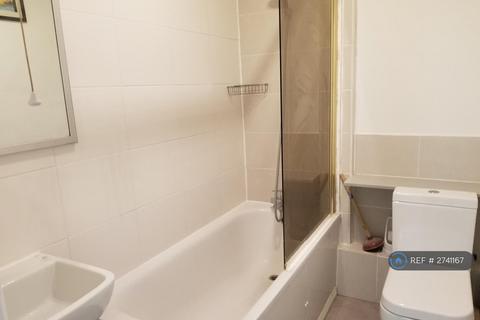 undefined, Clayton Avenue, Wembley, HA0