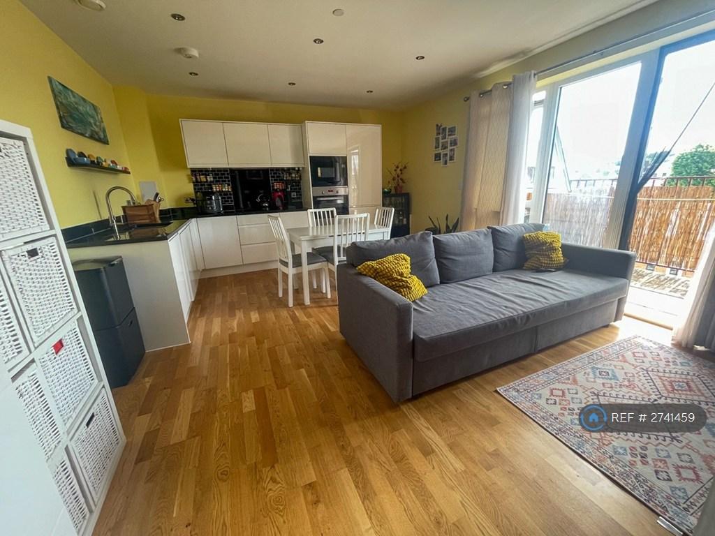 Living Area / Kitchen