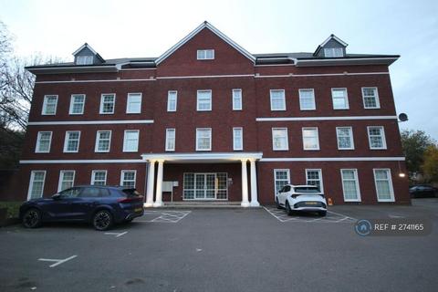 1 bedroom penthouse to rent, Station Road, Loudwater, High Wycombe, HP10