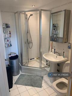 2 bedroom terraced house to rent, Smugglers Way, London, SW18