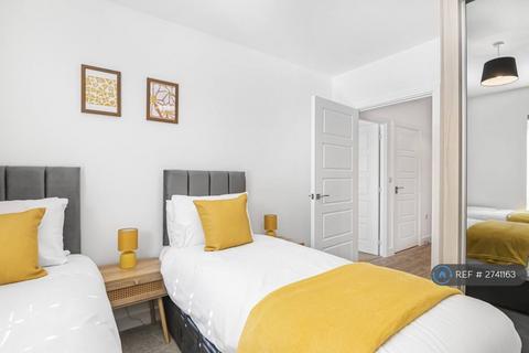 2 bedroom flat to rent, Rushey Meadows Court, Maidstone, ME14