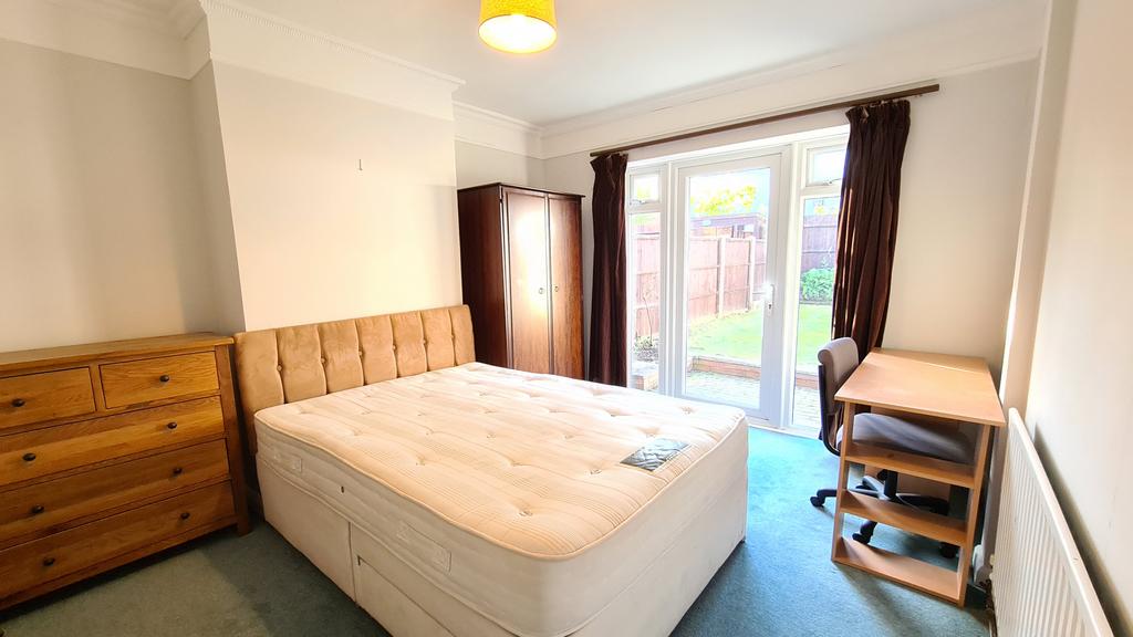 Bedroom 4 / Reception