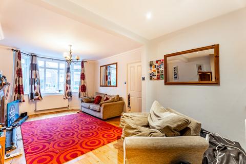 4 bedroom semi-detached house for sale, Guildford Road, Hertfordshire AL1