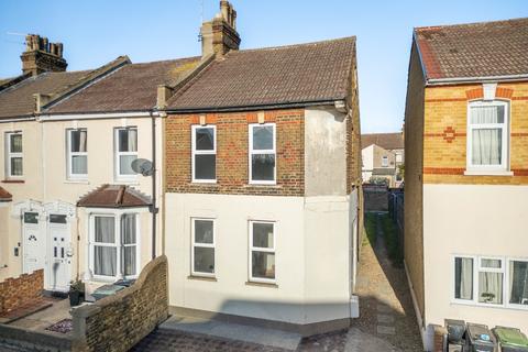 2 bedroom maisonette for sale, Dover Road East, Gravesend, Kent, DA11