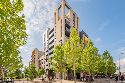 3 bedroom flat for sale, Colindale Avenue, Colindale, London, NW9
