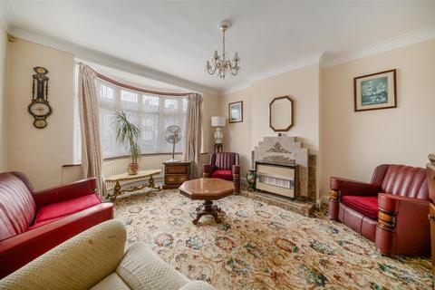 3 bedroom house for sale, Mossville Gardens, Morden SM4