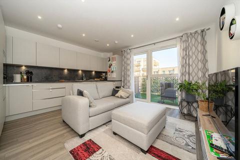 undefined, Selbourne Avenue, Hounslow TW3