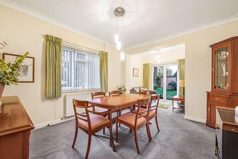 4 bedroom detached bungalow for sale, The Park, Sidcup