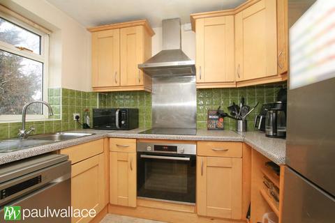 2 bedroom maisonette for sale, Danemead, Hoddesdon