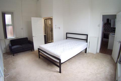 undefined, 92 Shaftesbury Avenue, Leeds