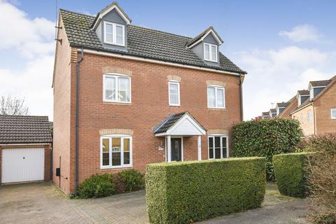 Elgar Way, Stamford