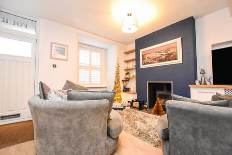 2 bedroom terraced house for sale, Queen Street, Stamford