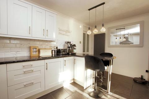 3 bedroom semi-detached house for sale, Swift Close, Lee-On-The-Solent, PO13