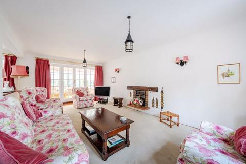 undefined, Chaldon Common Road, Caterham CR3