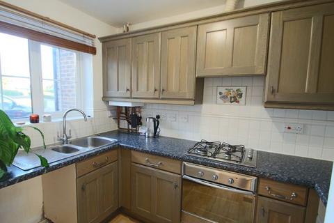 undefined, Moore Close, Dartford DA2