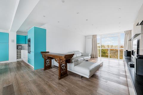 2 bedroom penthouse for sale, Burton Lodge, Portinscale Road, SW15