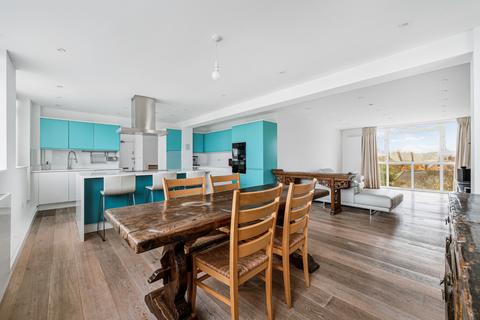 2 bedroom penthouse for sale, Burton Lodge, Portinscale Road, SW15