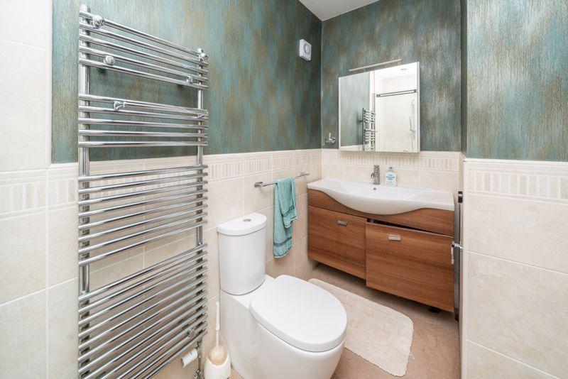 Bedroom 1 en suite