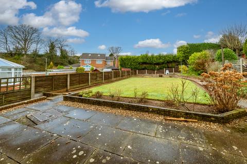 3 bedroom detached house for sale, Brenwood Close, Kingswinford DY6
