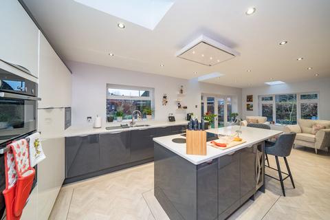 undefined, Summercourt Square, Kingswinford DY6