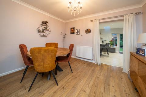 undefined, Summercourt Square, Kingswinford DY6