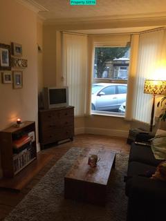 2 bedroom terraced house to rent, Goddard Avenue, Hull, HU5 2AW
