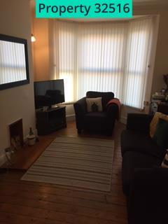 2 bedroom terraced house to rent, Goddard Avenue, Hull, HU5 2AW