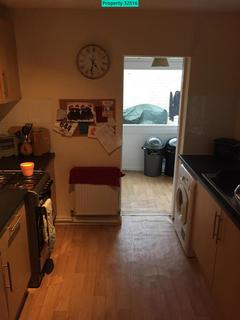 2 bedroom terraced house to rent, Goddard Avenue, Hull, HU5 2AW