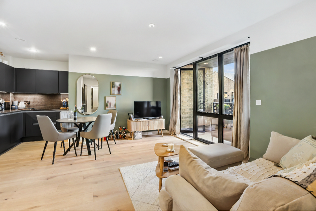 Dining Area   Reception